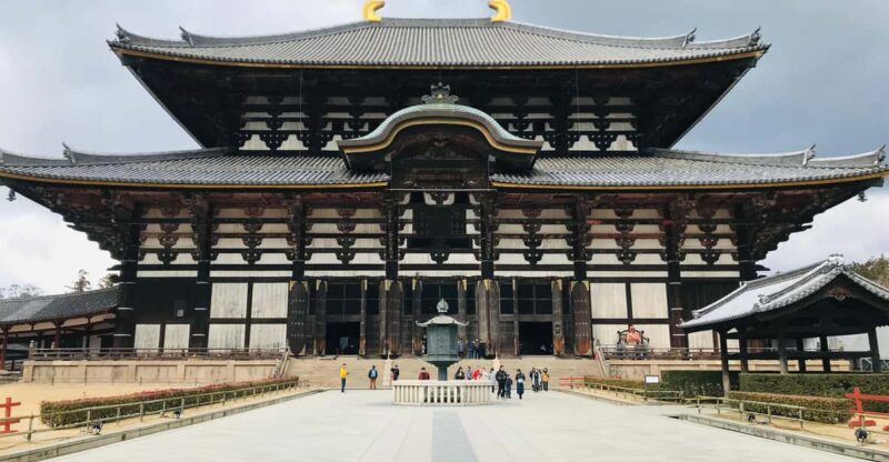 Nara: Essential Private Tour with Deer Park and Temples - Exploring Nara: A Deep Dive into the Tour