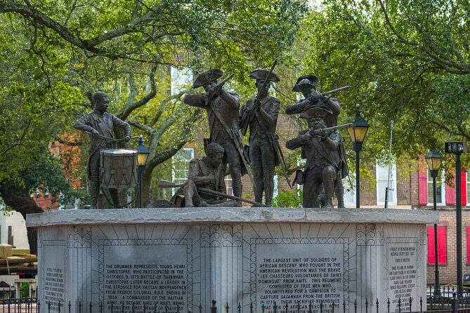 Narrated Historic Savannah Sightseeing Trolley Tour - Exploring Savannah on a Trolley: What You’ll Experience
