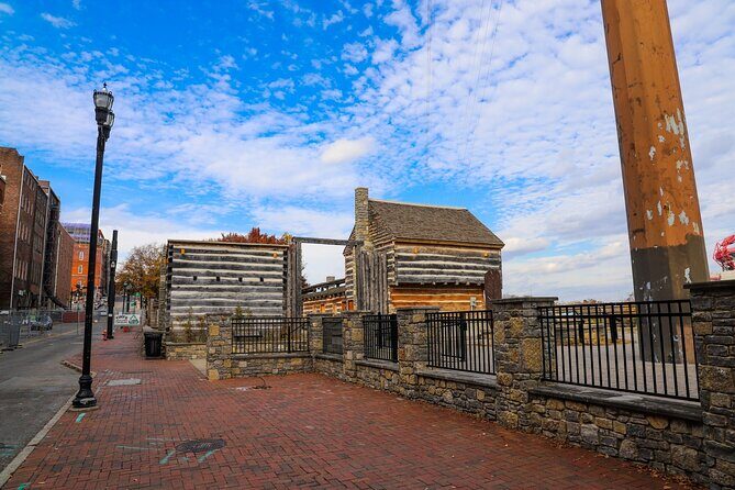 Nashville Downtown Highlights Private Guided Walking Tour - Key Points