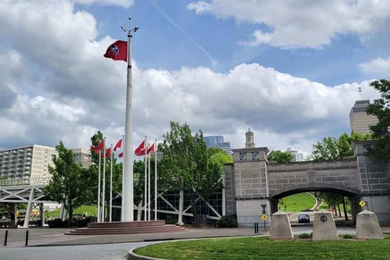 Nashville: Guided City Van Tour - FAQ