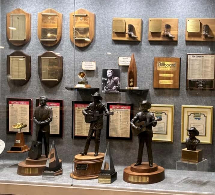 Nashville: Legends of Country Music Museum Entry Ticket - What Are the Drawbacks?