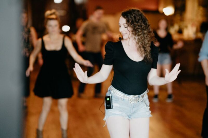 Nashville: Line Dancing Class with Keepsake Video - An in-depth Look at the Nashville Line Dancing Class