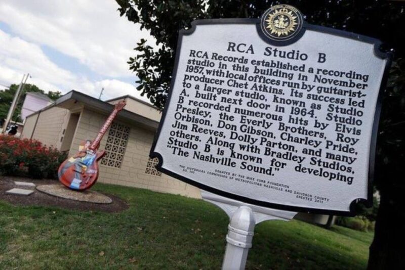 Nashville: Private City Tour with Local Singer-Songwriter - A Deep Dive into the Nashville Private Tour Experience