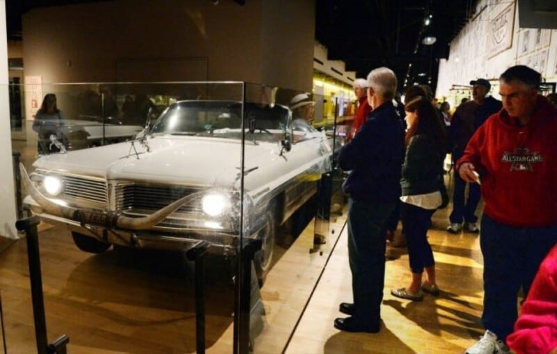 Nashville: RCA Studio B & Country Music Hall of Fame Combo - Key Points