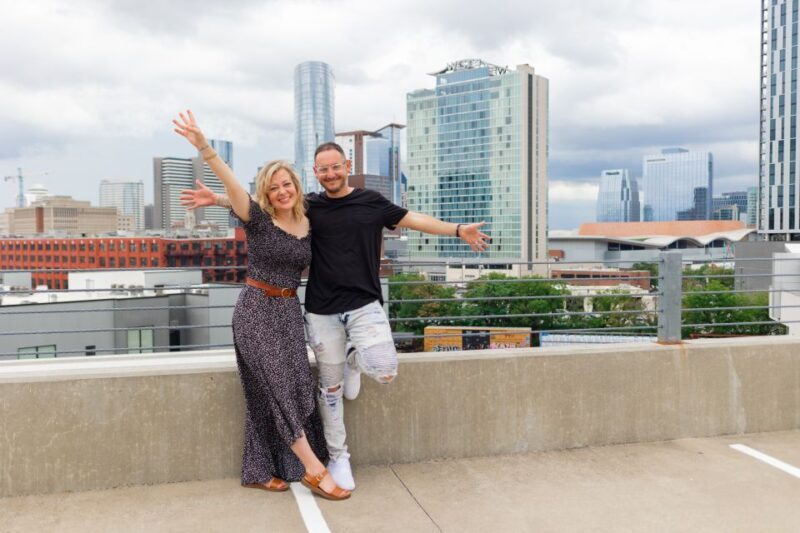 Nashville: Romantic Couples Photoshoot with Champagne - Nashville: Romantic Couples Photoshoot with Champagne