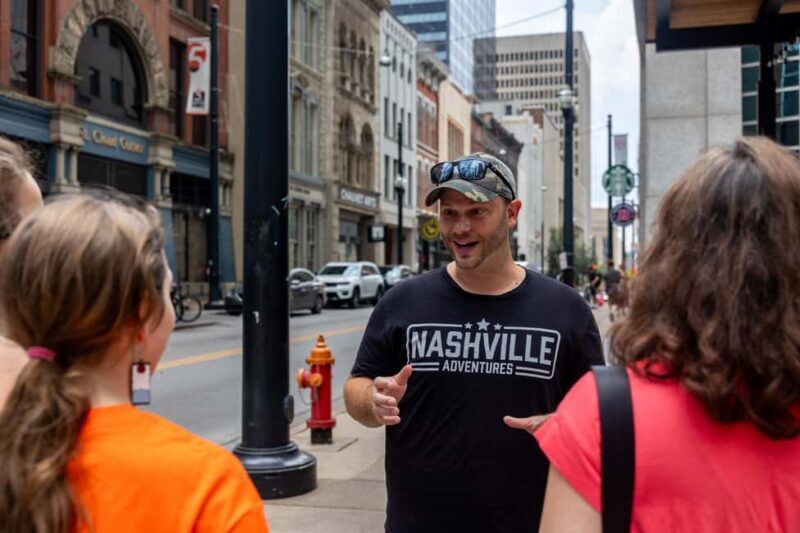 Nashville: The Ryman, Tootsies, Broadway, & Printer's Alley - Practical Tips for Your Tour