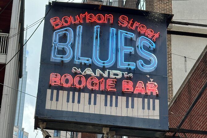 Nashville True Crime Walking Guided Tour - Key Points