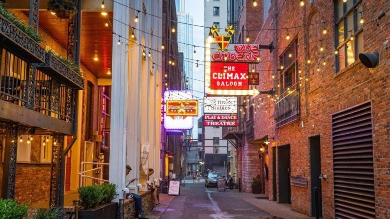 Nashville's Haunted Spirits Murder & True Crime Pub Crawl - The Sum Up: A Spirited Night in Nashville