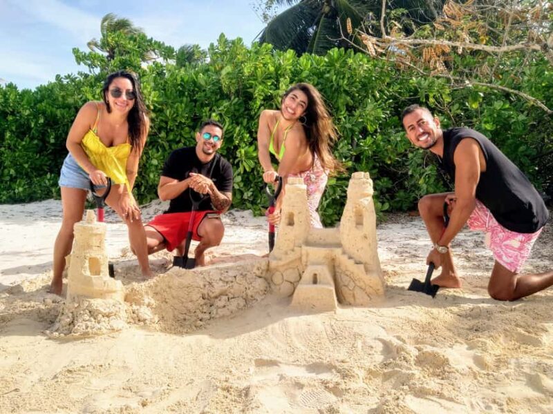 Nassau Bahamas: Sandcastle Sculpting Beach Activity & Picnic - Key Points