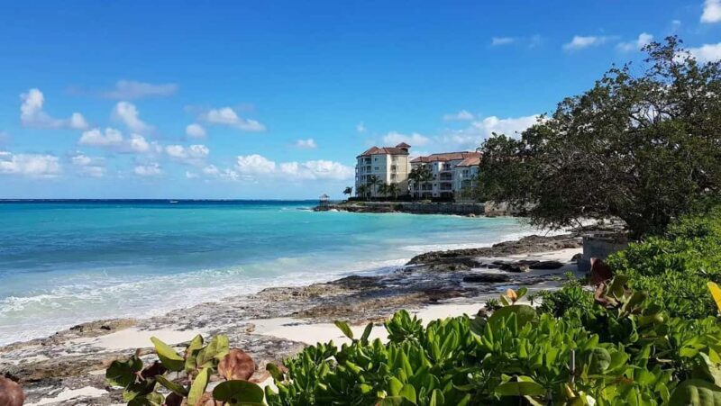 Nassau Private Beach-Hopping Tour: Soft Sands & Ocean Vibes - Key Points