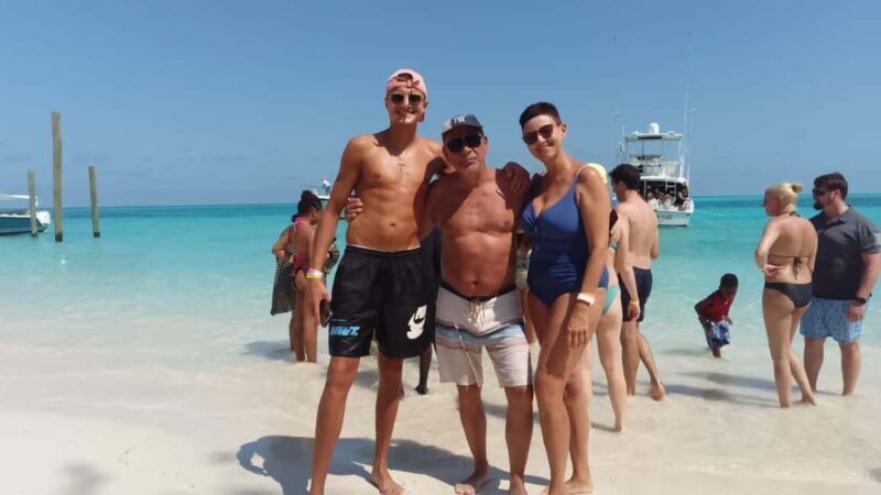 Nassau: Swimming Pigs Private Boat Tour - Up to 7 Persons - An Honest Look at the Nassau Swimming Pigs Private Boat Tour