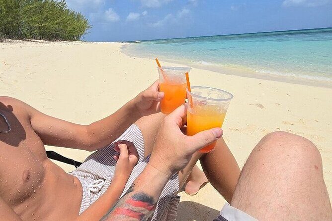 Nassau's Exclusive Kayaking Snorkeling Beach Adventure (6 Max) - Key Points