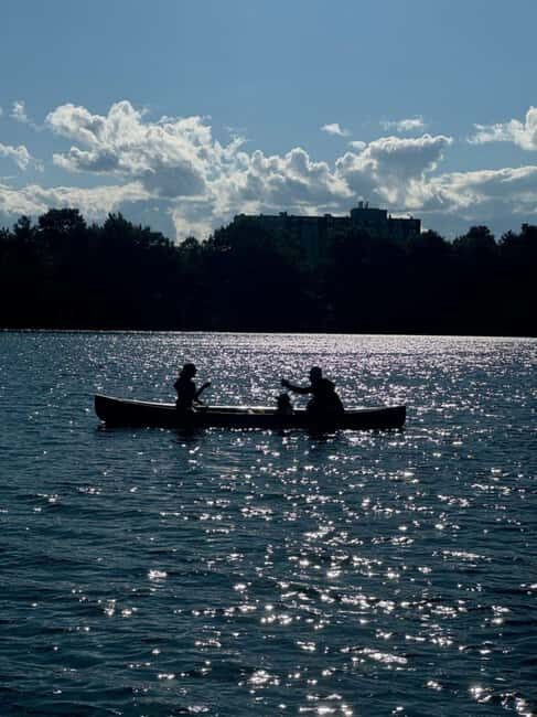 Natick: Lake Cochituate Canoe Rental - Discover the Calm of Lake Cochituate with a Canoe Rental in Natick