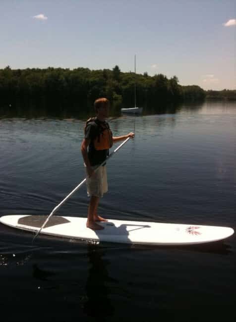 Natick: Lake Cochituate Paddleboard Rental - Experience the Calm of Lake Cochituate with Paddleboard Rentals in Natick