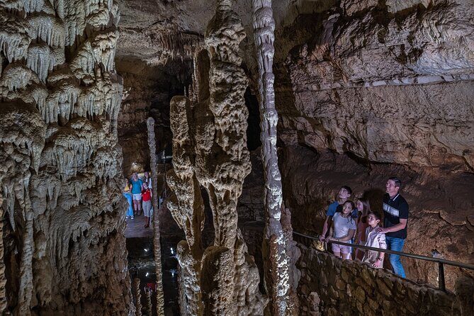 Natural Bridge Caverns Discovery Cavern Tour - Who Should Consider This Tour?