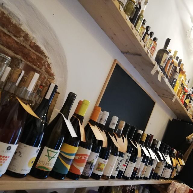 Natural Wine Tasting with snacks at Bottega Monteleone - Who Will Enjoy This Tour?