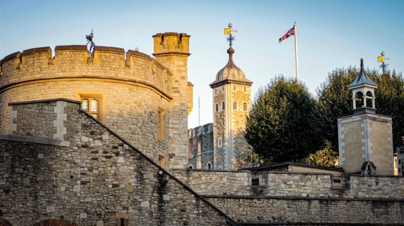 Naughty London: Unsavoury History Walking Tour - Naughty London: Unsavoury History Walking Tour