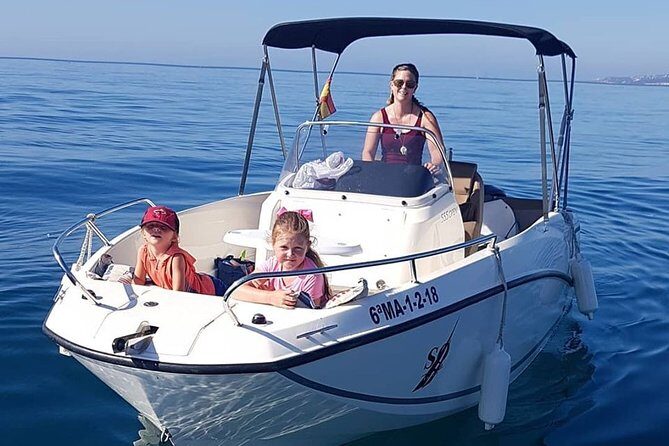 Navigation License - Navigating the Marbella Coast with a License: A Practical, Enjoyable Day on the Water
