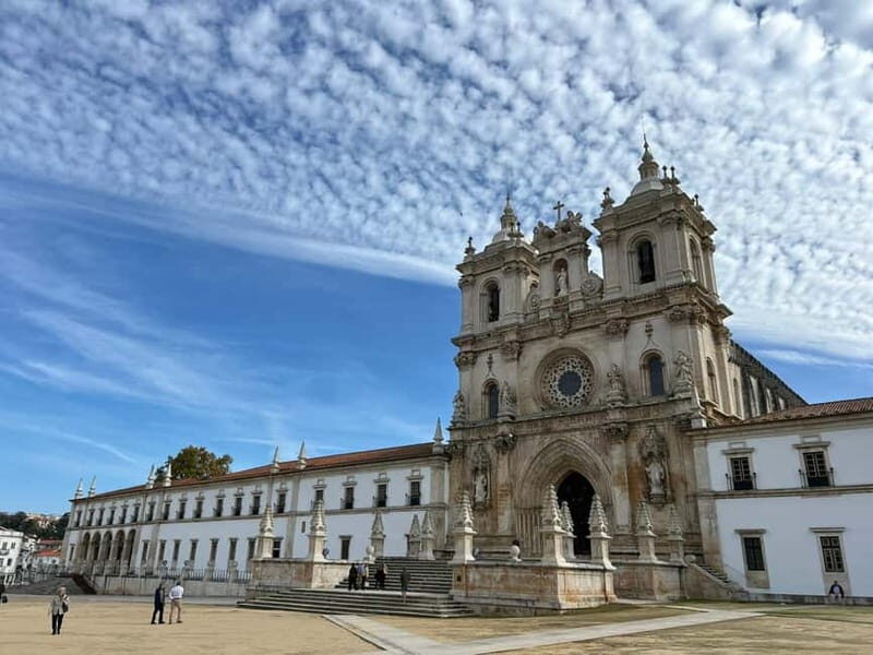 Nazaré, Alcobaça and Óbidos on a Luxury Mercedes - The Practicalities: What to Expect