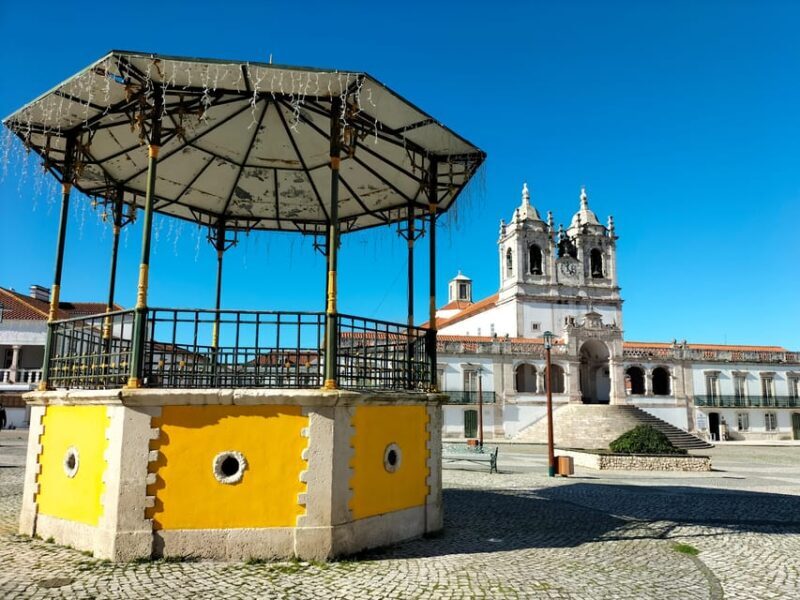 Nazaré, Óbidos & Alcobaça: Full-day Private Tour from Lisbon - Coastal Discoveries: São Martinho do Porto and Foz do Arelho