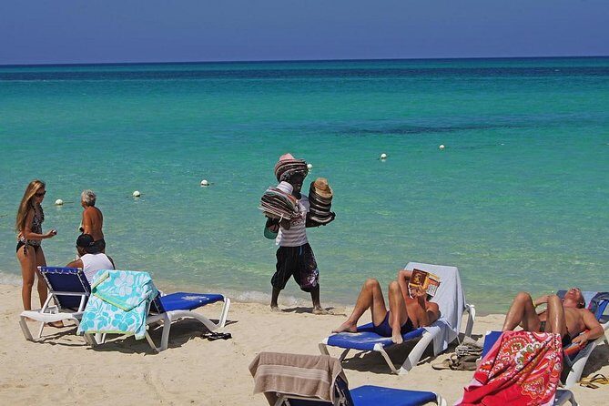 Negril 7 Mile Beach & Rick's Café Combo Tour from Montego Bay - A Closer Look at the Negril 7 Mile Beach & Ricks Café Combo Tour