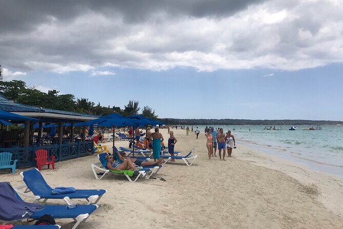 Negril 7 Mile Beach & Ricks Cafe Sunset Tour (Private ) - A Detailed Look at the Negril 7 Mile Beach & Ricks Cafe Sunset Tour