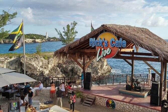 Negril Infamous Rick's Cafe & 7Mile Beach Combo from Montego Bay - Exploring the Best of Negril: Ricks Cafe & 7-Mile Beach Combo from Montego Bay