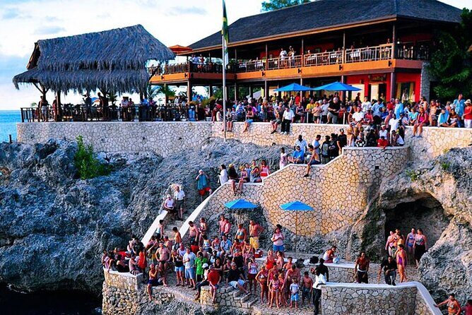 Negril Seven Mile Beach and Ricks Cafe Tour from Montego Bay - Key Points