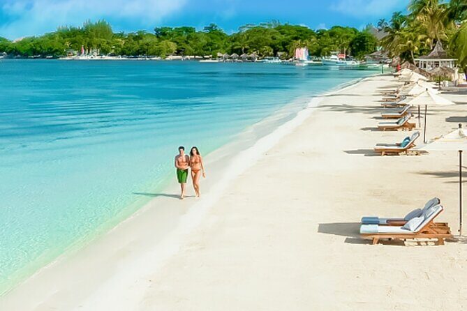 Negril Seven Mile Beach & Ricks Cafe Combo Tour from Montego Bay - Convenient Pickup and Private Transport