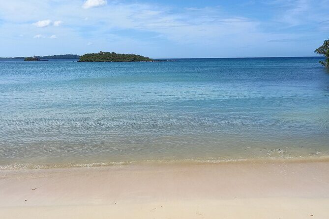 Negril seven Miles Beach & Rik's Café Sun Set "for less" - Exploring Negril’s Seven Miles Beach & Ricks Cafe Sunset Tour