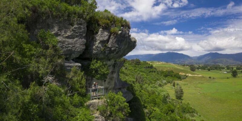 Nelson: Golden Bay in a Day Tour - Exploring the Spectacular Landmarks of Golden Bay