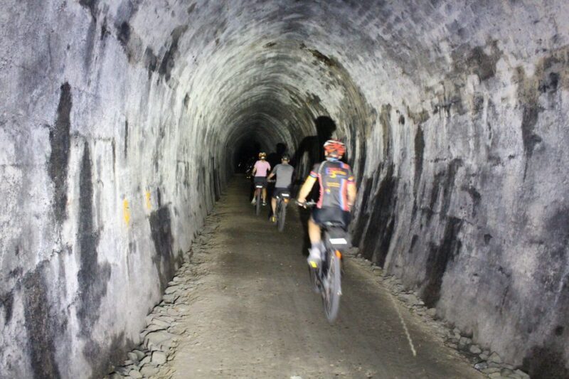 Nelson: Self-Guided Tunnel to Town Cycling Tour via Mapua - Ride to Mapua and Coastal Delights