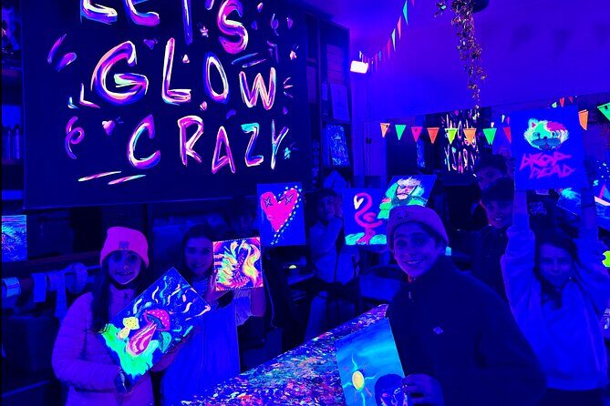 Neon Art Painting Experience in Immersive Studio (No Stop Wine) - A Detailed Look at the Neon Art Painting Experience