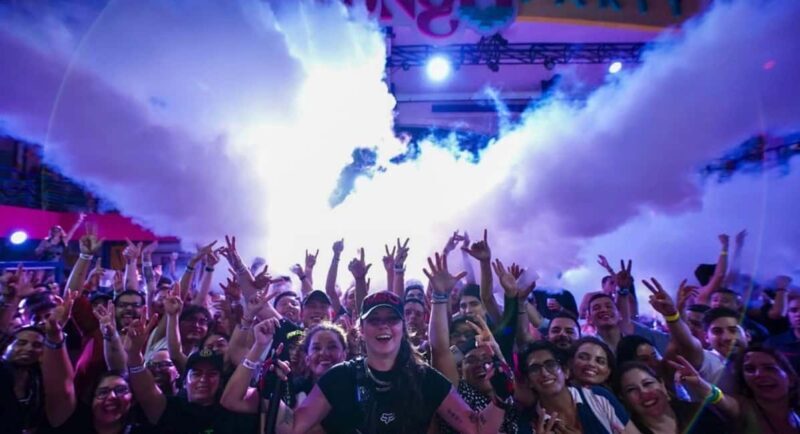 Neon Glow night Beach Party Premium - Neon Glow Night Beach Party Premium: A Bright Night in Quintana Roo