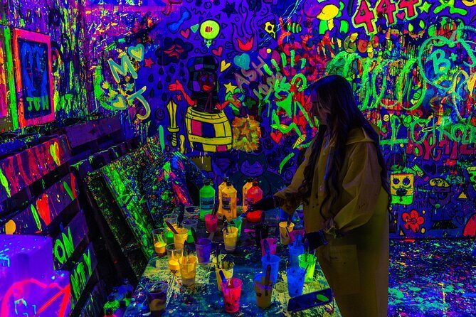 Neon Paint Therapy Experience - How the Experience Feels