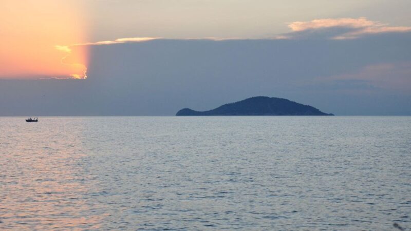 Neos Marmaras: Sunset West Sithonia Islets Sailboat Tour - Frequently Asked Questions (FAQs)