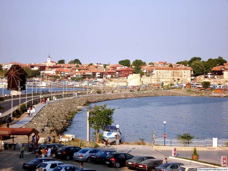 Nessebar: Audio Guide Tour Nessebar + visit to the Winery - Key Points