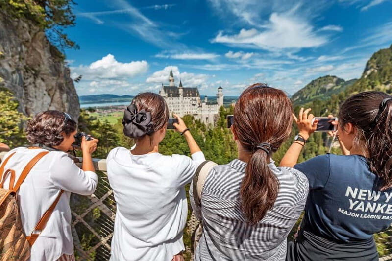 Neuschwanstein Castle: Private tour to suit your taste - A Deep Dive into the Bavarian Fairy Tale