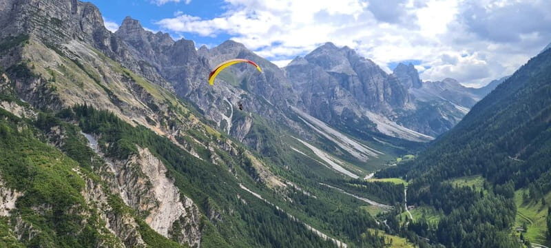 Neustift im Stubaital: Tandem Paragliding Flight - Key Points