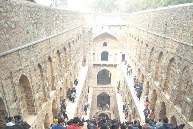 New Delhi and Old Delhi Sightseeing Tour - Visiting Delhi’s Most Famous Landmarks