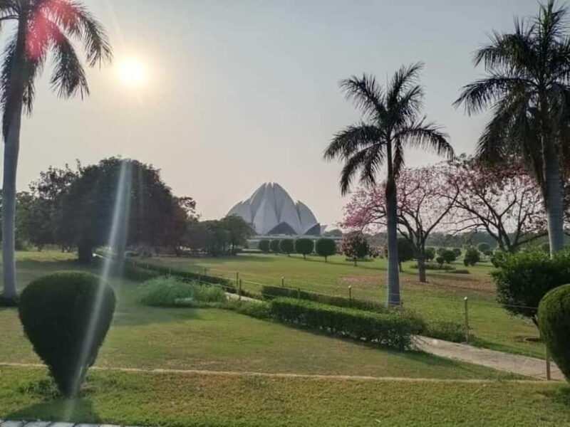 New Delhi: Lotus Temple Private Tour with Skip-the-Line - Key Points