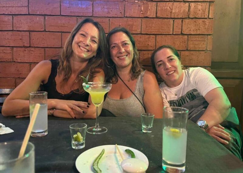 New Delhi: Private Guided Nightlife Experience with Drink - Why This Tour Is a Great Deal