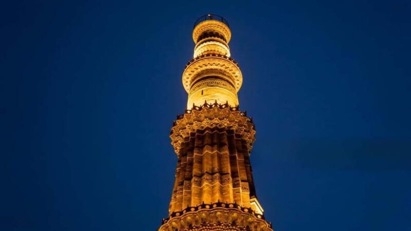 New Delhi: Qutub Minar Light & Sound Show with Dinner - Key Points