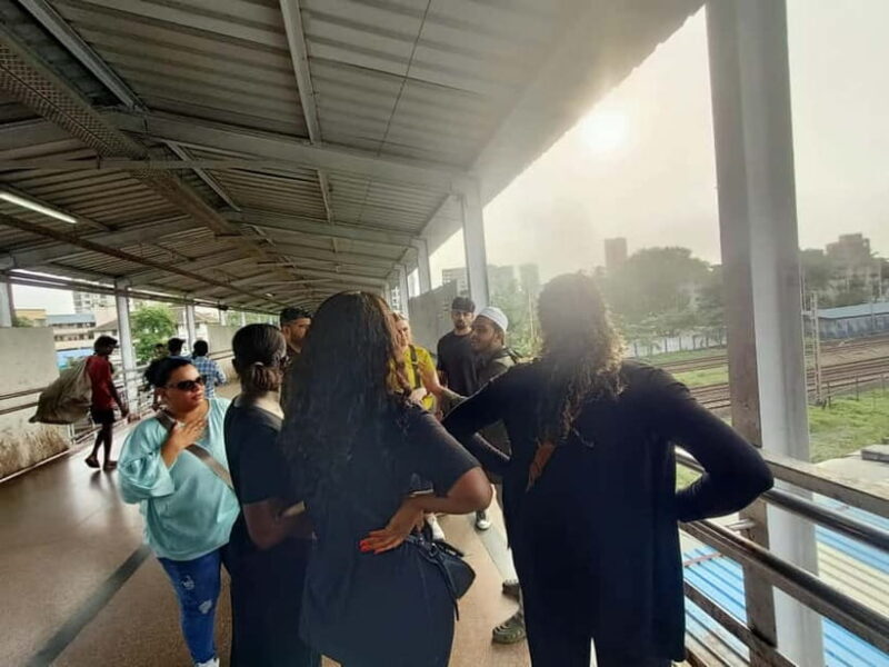 New Delhi: Slum Walking Tour with Chapati Factory Visit - Key Points