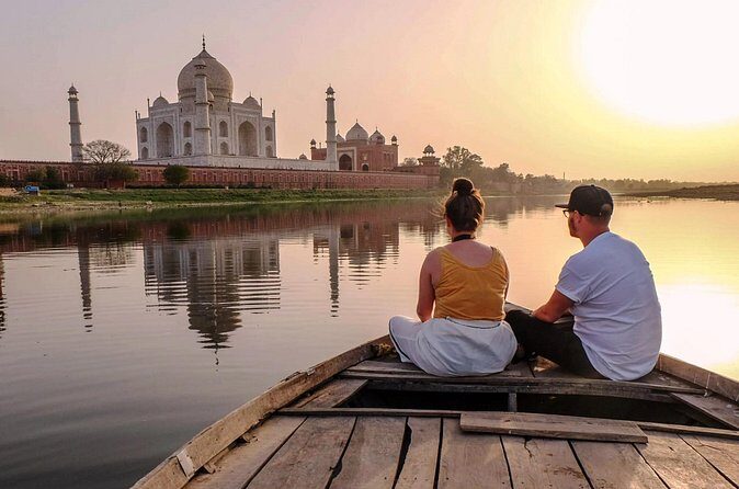 New Delhi:Agra Taj Mahal Private Car Sightseeing Tour - FAQs