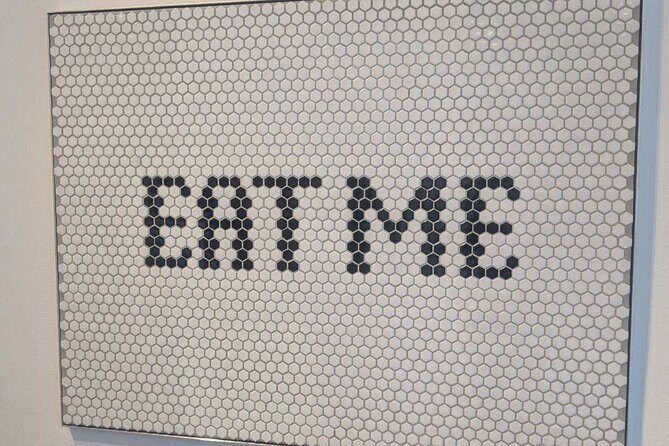 New Orleans Arts District Gallery Tour with Champagne - FAQs