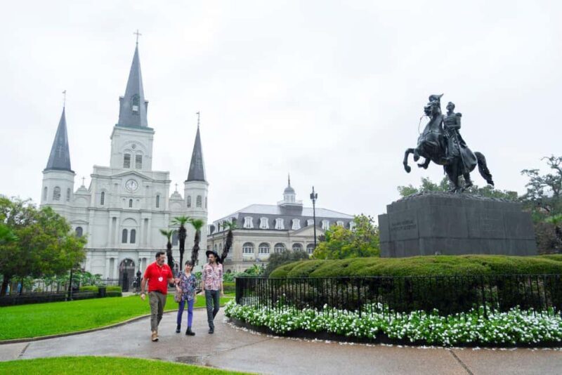 New Orleans: Beloved Bites & Famous Dishes Food Tour - Discover the Flavors of New Orleans on a Beloved Bites & Famous Dishes Food Tour