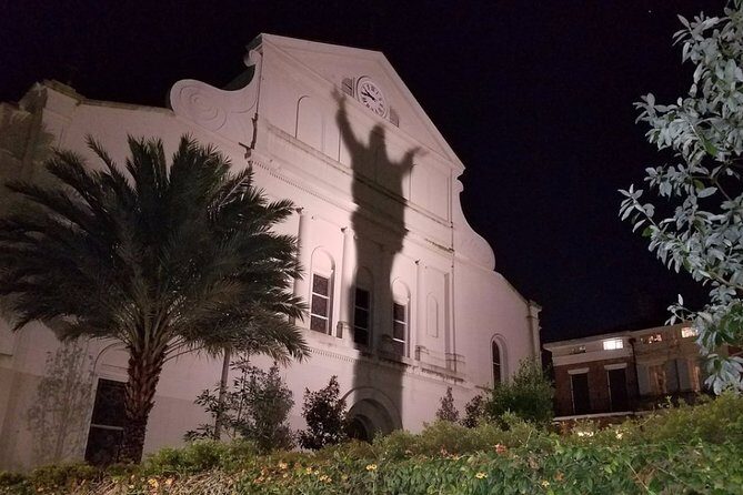 New Orleans Cemetery and Paranormal Investigation Bus Tour - Key Points