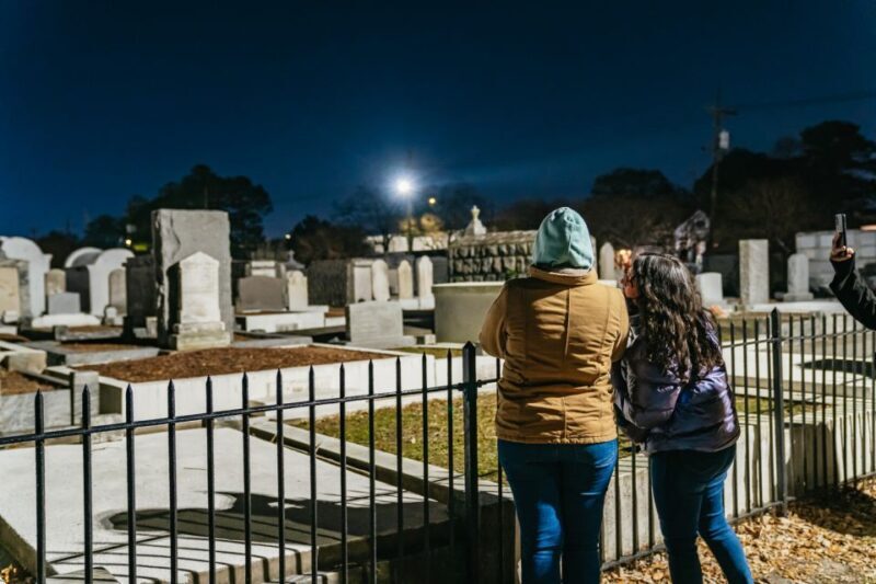 New Orleans: Cemetery Bus Tour At Dark with Exclusive Access - The Sum Up: Who Will Love This Tour?
