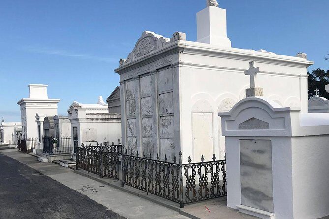 New Orleans City and Cemetery 2-Hour Bus Tour - The Sum Up: Who Should Take This Tour?